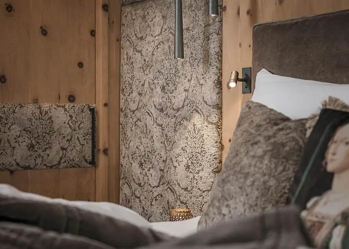 Post Ξενοδοχείο 4*