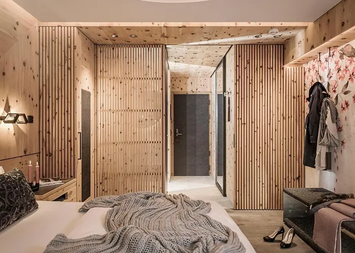 Post Ξενοδοχείο 4*