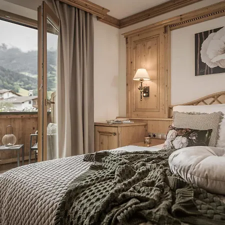 Hotel Post 4*