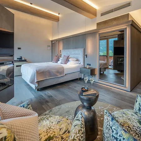Post Hotel 4*